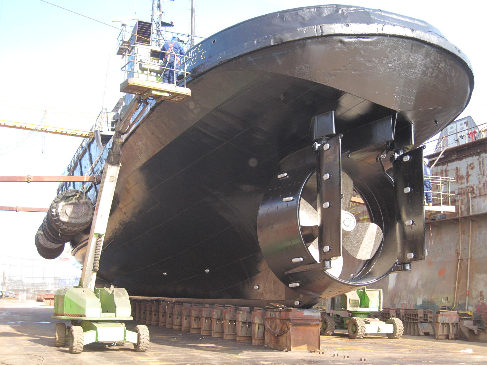 Timmerman/meubelmaker voor zeesleper de Fighter