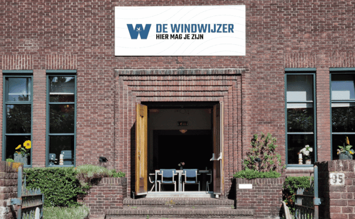Penningmeester gezocht .